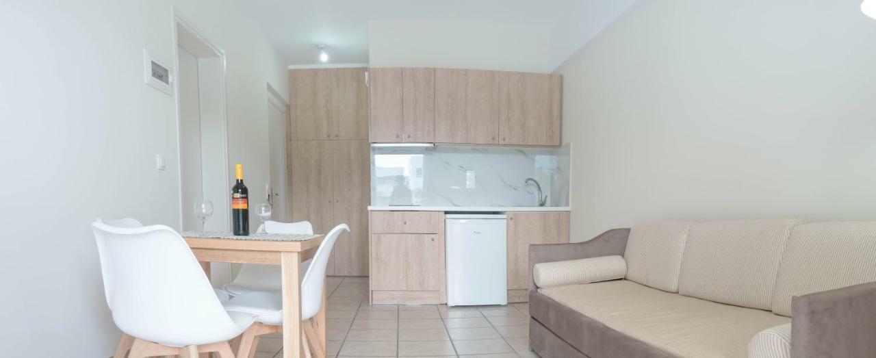 Pinelopi Hotel Платанес Екстер'єр фото