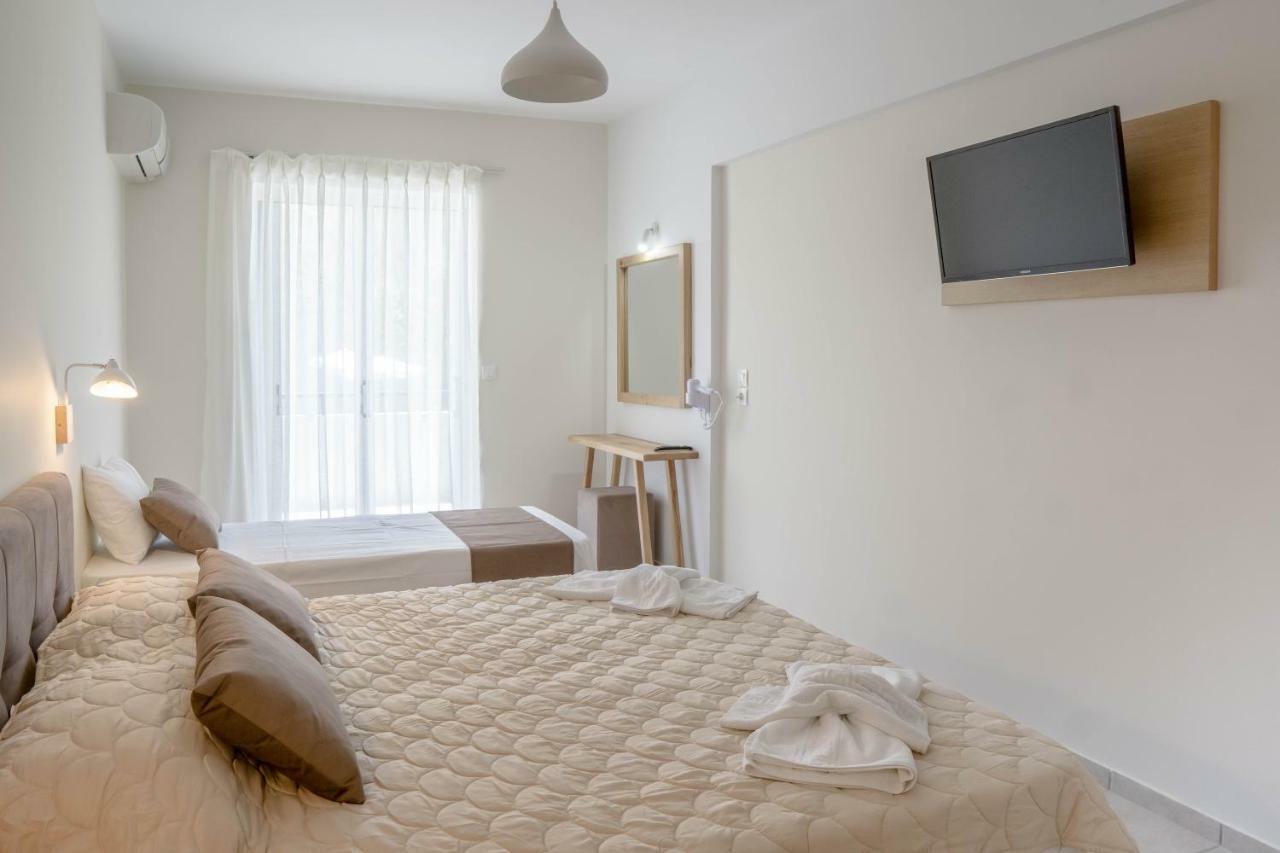 Pinelopi Hotel Платанес Екстер'єр фото