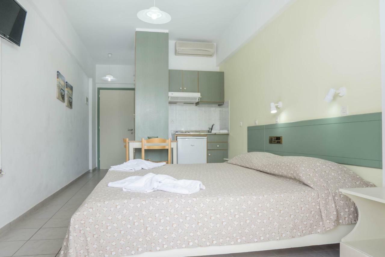 Pinelopi Hotel Платанес Екстер'єр фото